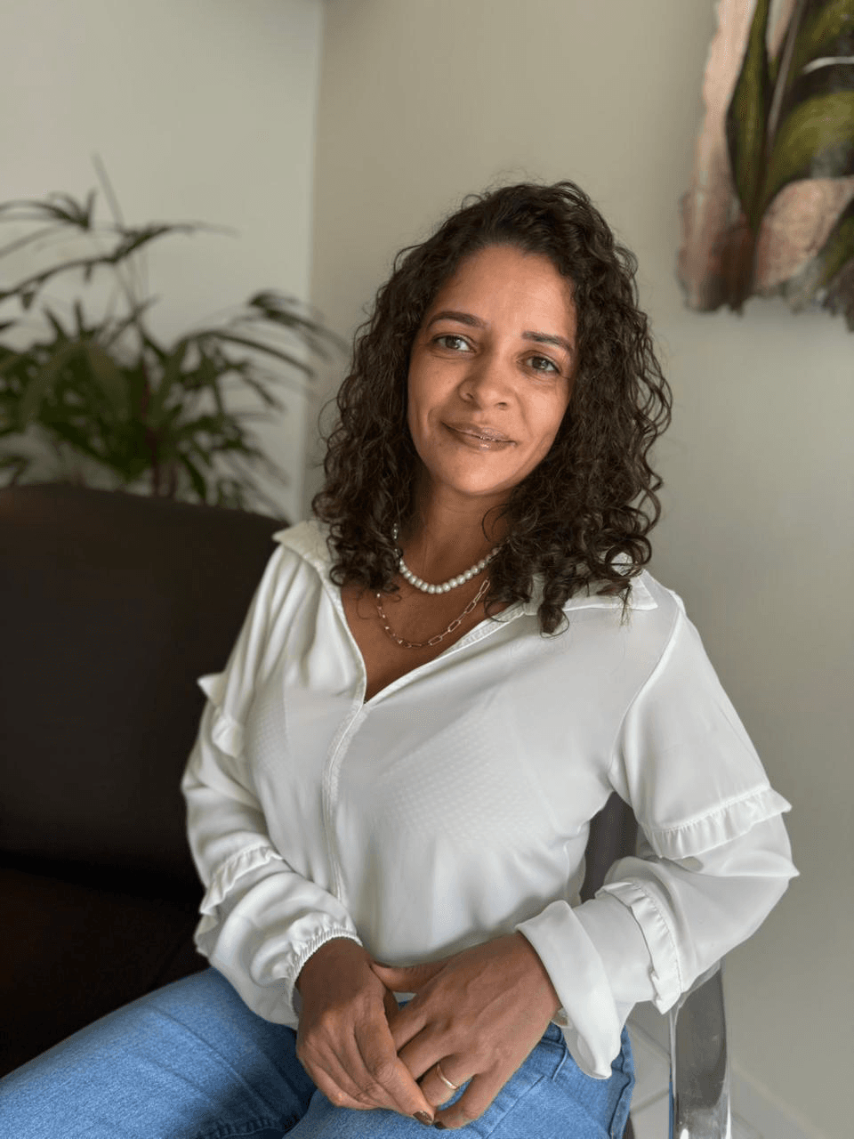Angelica - Profissional de depilação, sobrancelhas e massagem